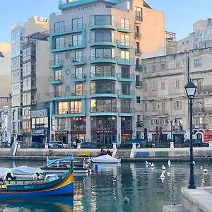 Malta Crown St. Julian's
