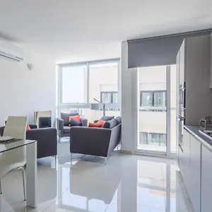  Appartamento Saint Julian - Lovely With Terrace - Cityapartmentstay
